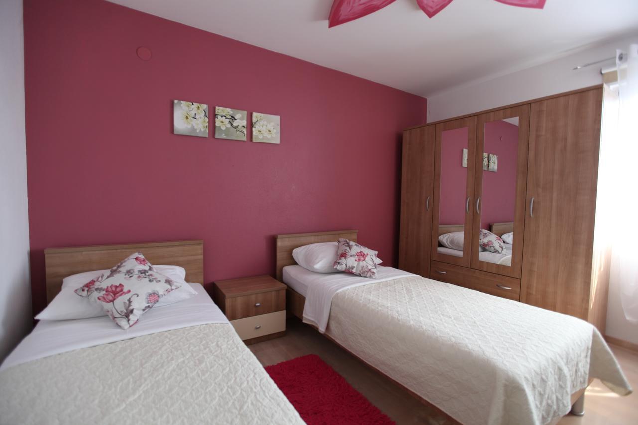 Appartement Ana & Marija à Kaštela Extérieur photo